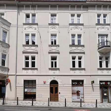 Blueground 7 Renovated Student Housing Prg-59 Prága