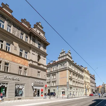 Blueground 7 Renovated Student Housing Prg-59 *