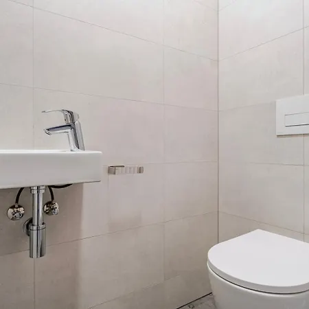 Blueground 7 Renovated Student Housing Prg-59 Praag